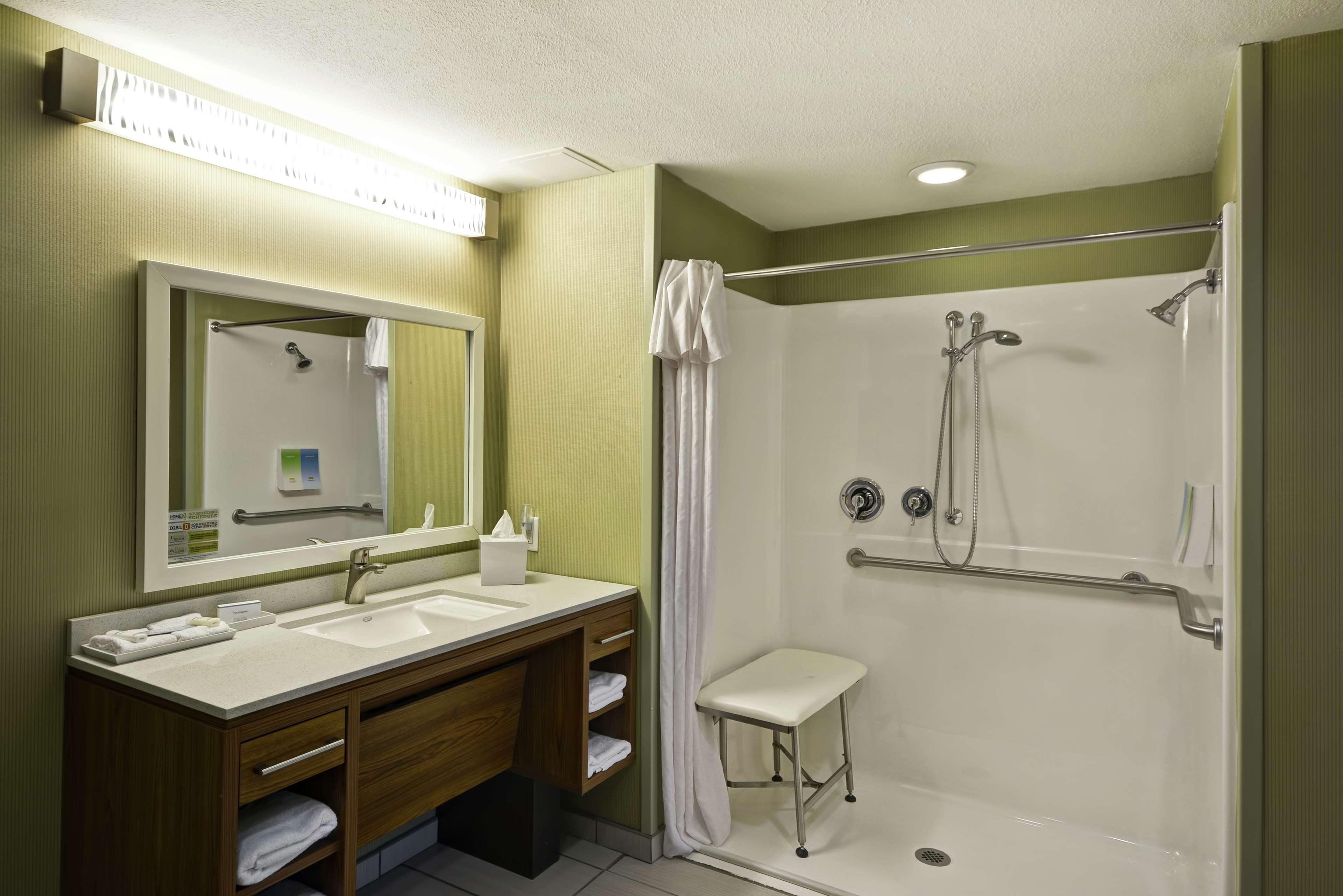 Home2 Suites By Hilton Rochester Henrietta, Ny Esterno foto